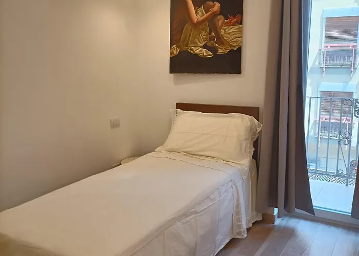 Zefiro, Two-bedroom Apartment Bari